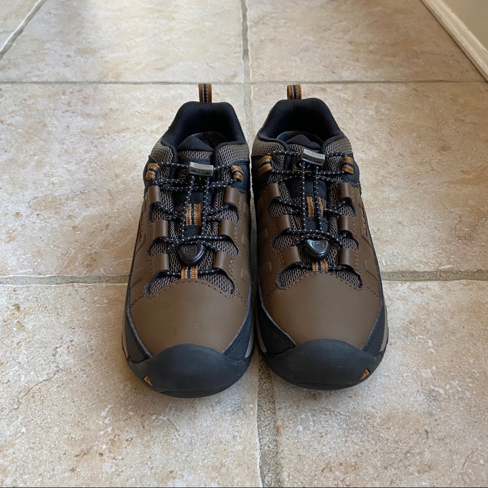 Keen Kids’ Waterproof Hiking Shoe.  New.